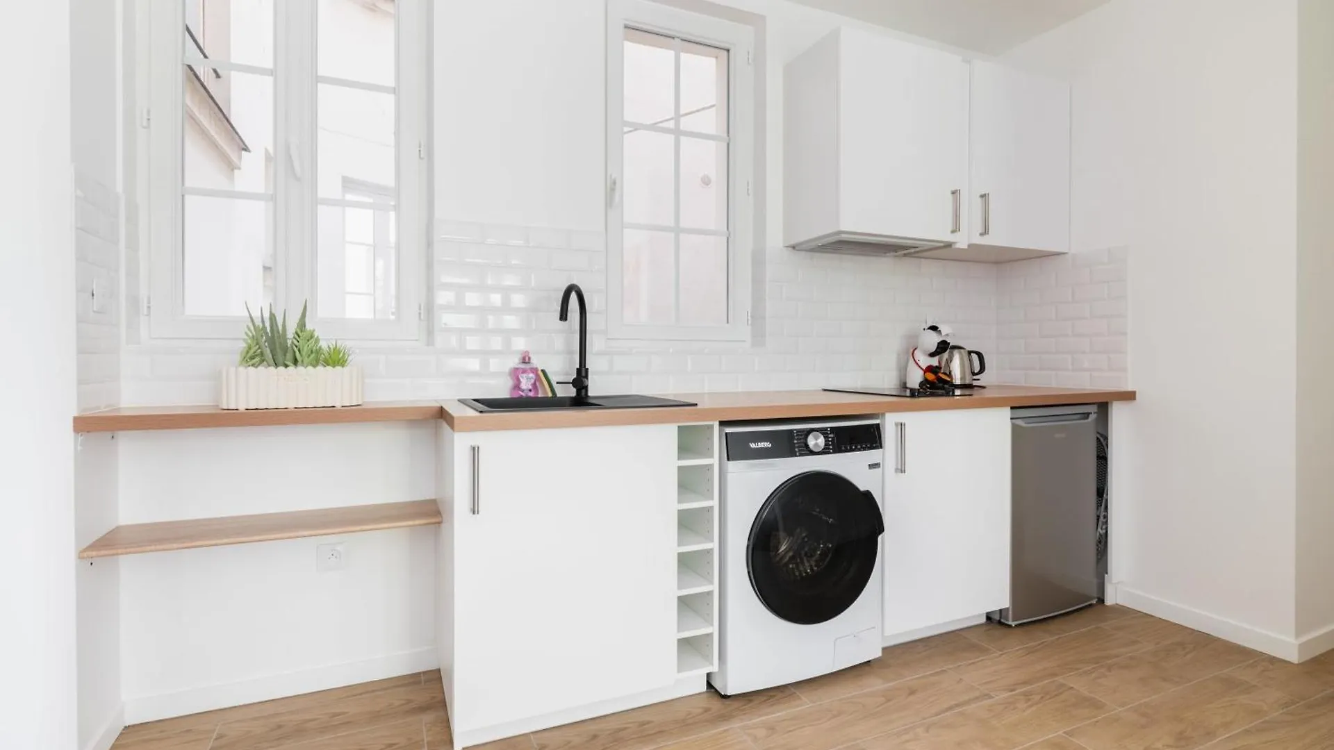 2 Pieces Fonctionnel Metro Jaures - Paris 19 - 4P - Flat-Guest Apartment